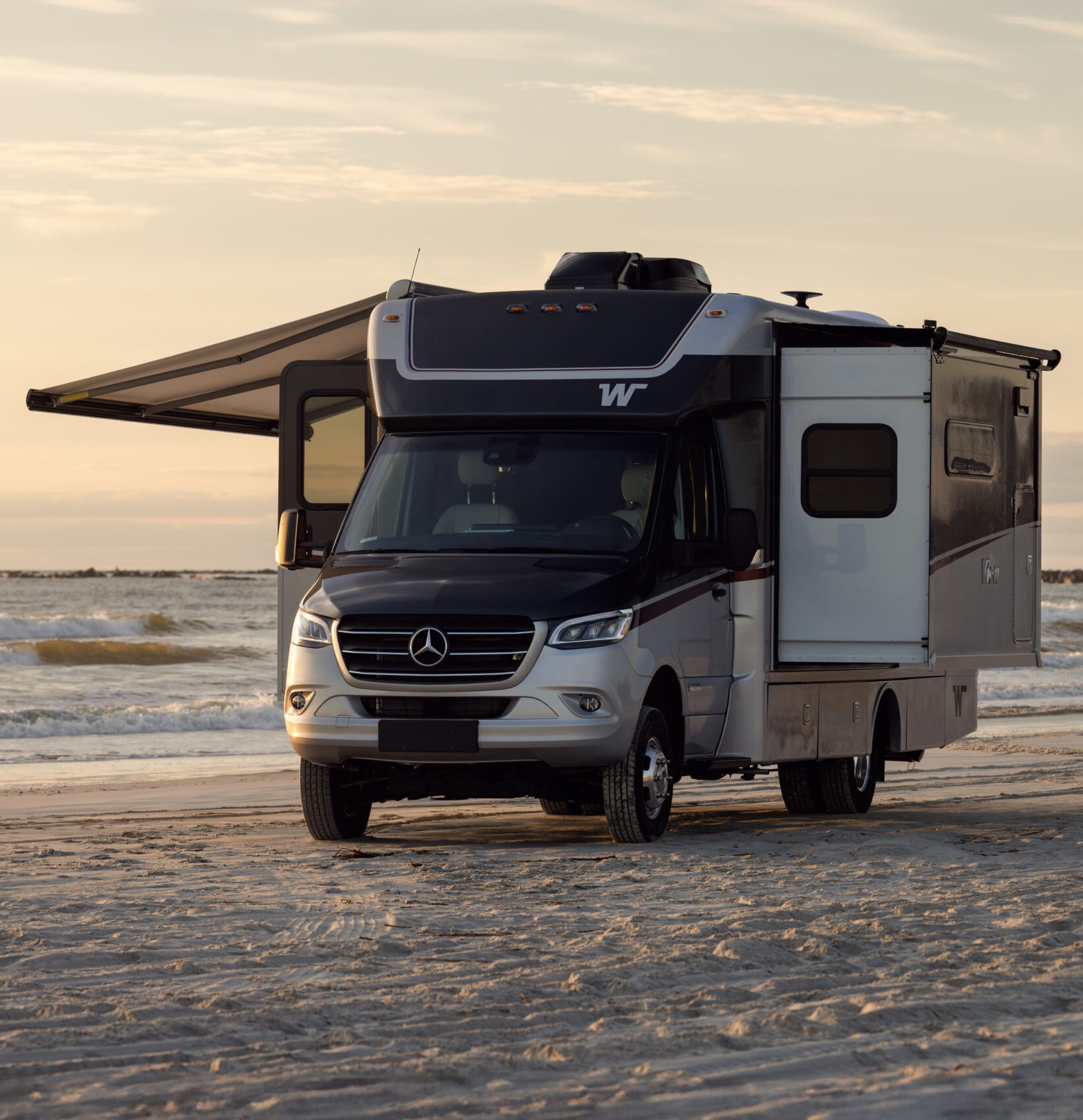 Front Awning-Lifestyle-View-25